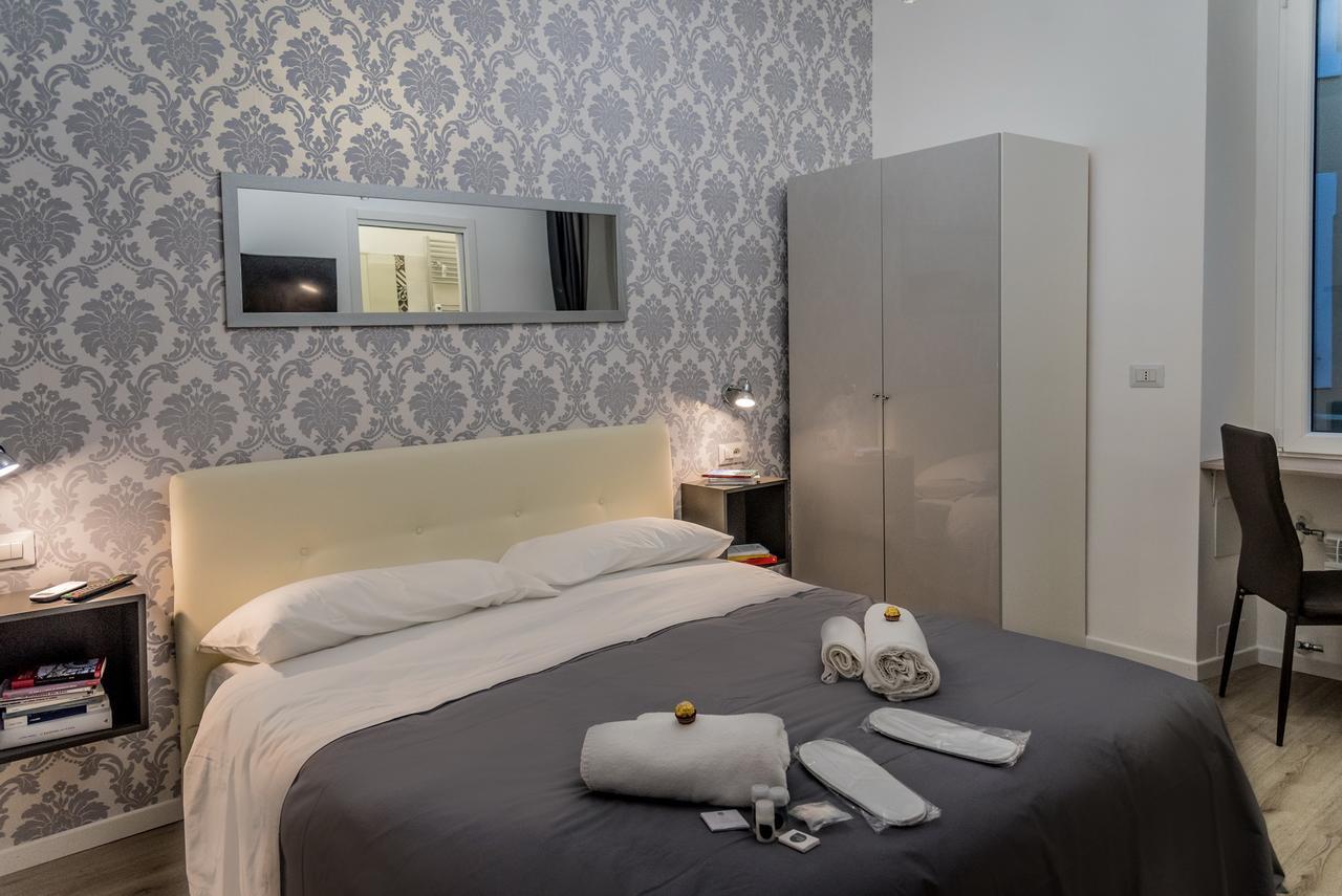 Inside Roma Rooms Экстерьер фото