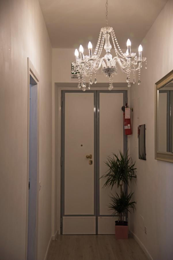 Inside Roma Rooms Экстерьер фото
