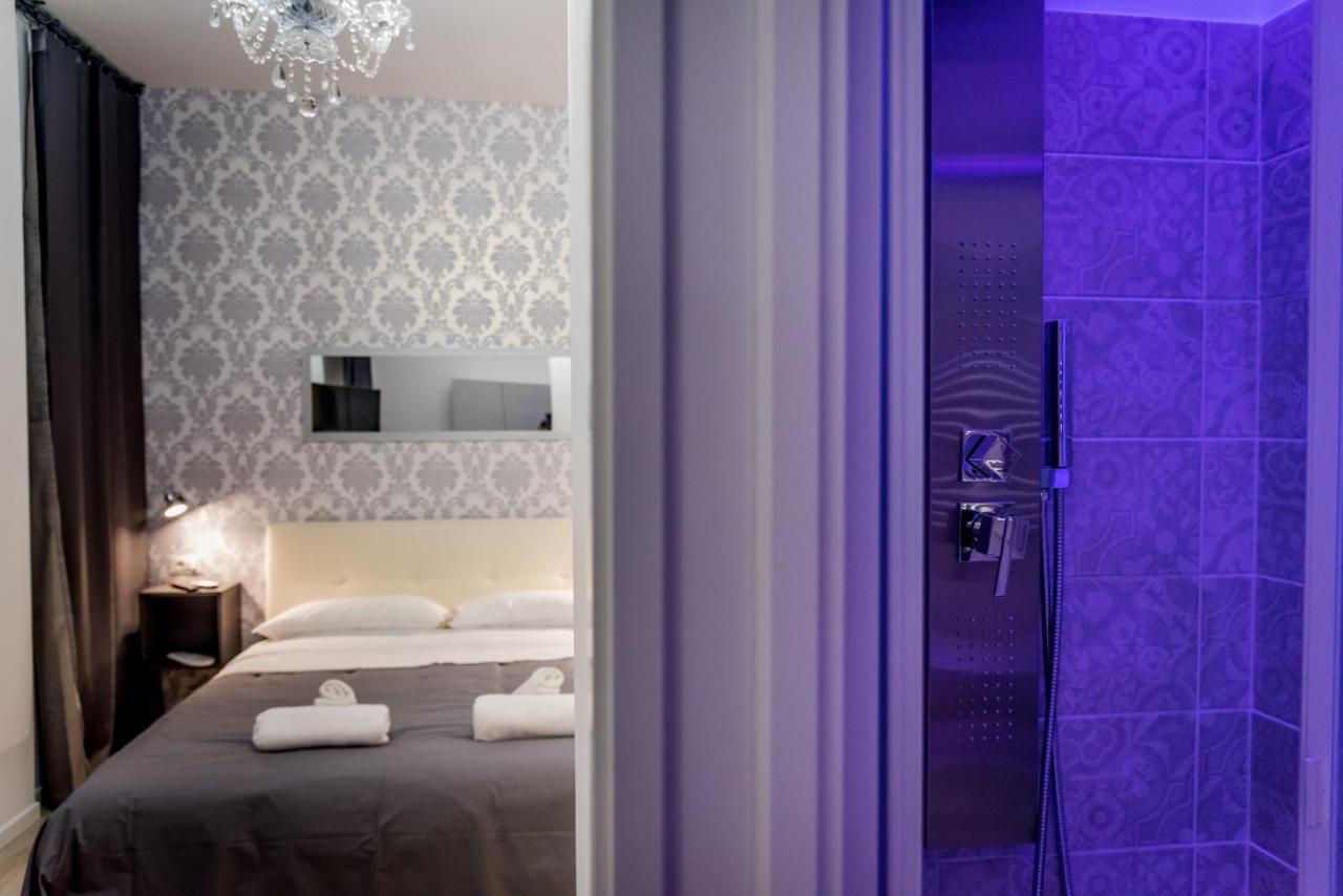 Inside Roma Rooms Экстерьер фото